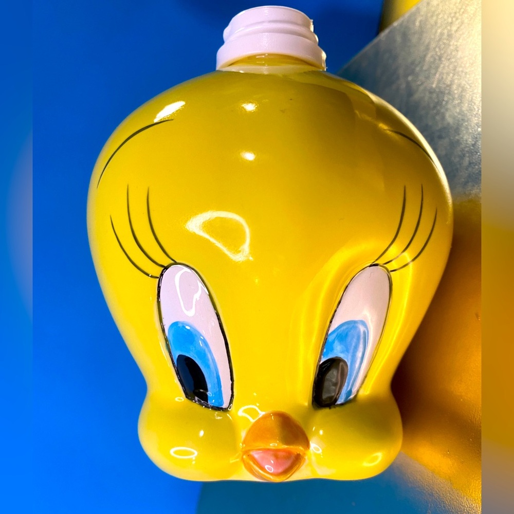 Warner Bros Vintage 1993 Yellow Tweety Bird Ceramic Head 4.5” Looney Tunes